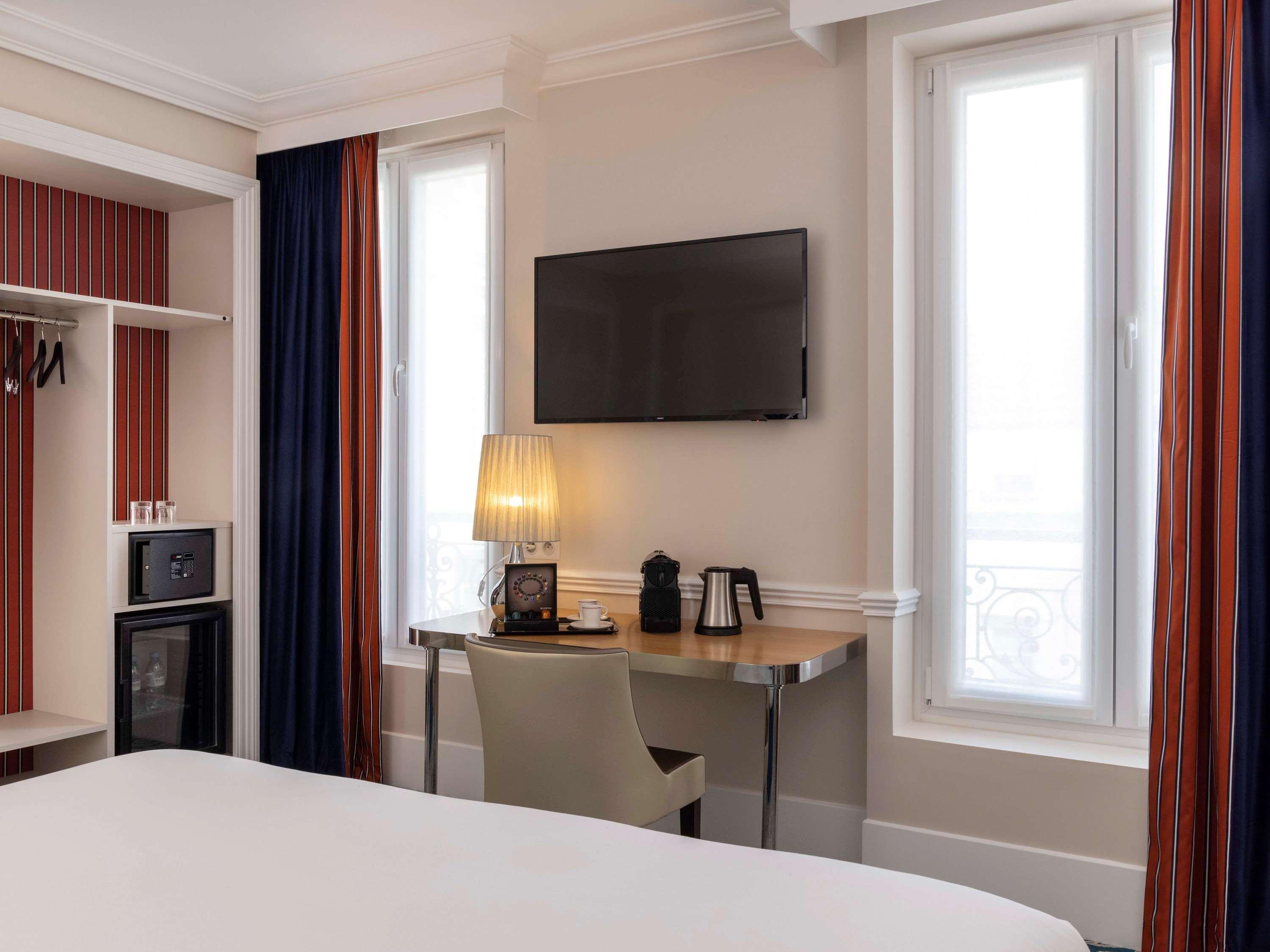 Hotel Mercure La Sorbonne Saint-Germain-Des-Pres Paris Bagian luar foto