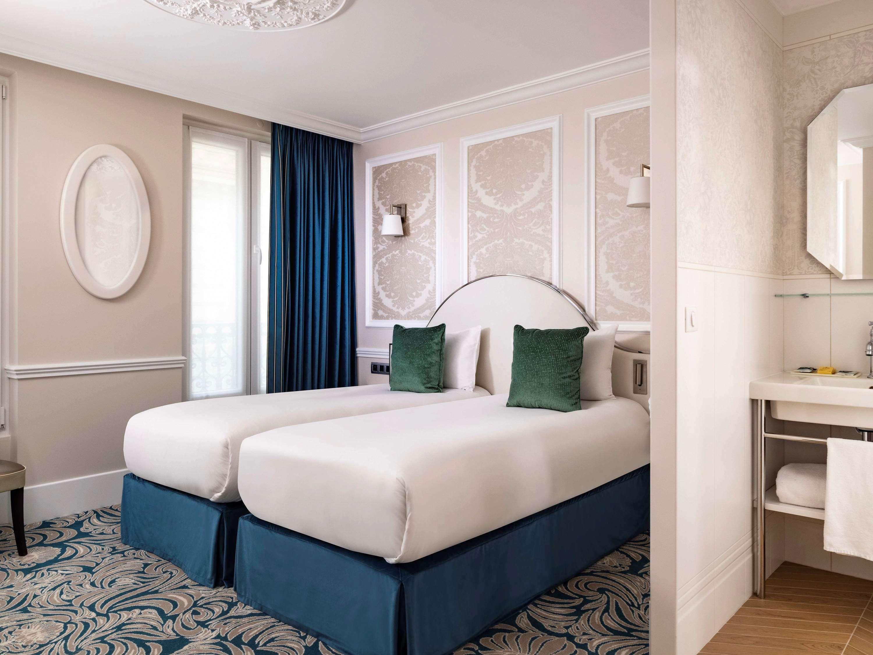 Hotel Mercure La Sorbonne Saint-Germain-Des-Pres Paris Bagian luar foto