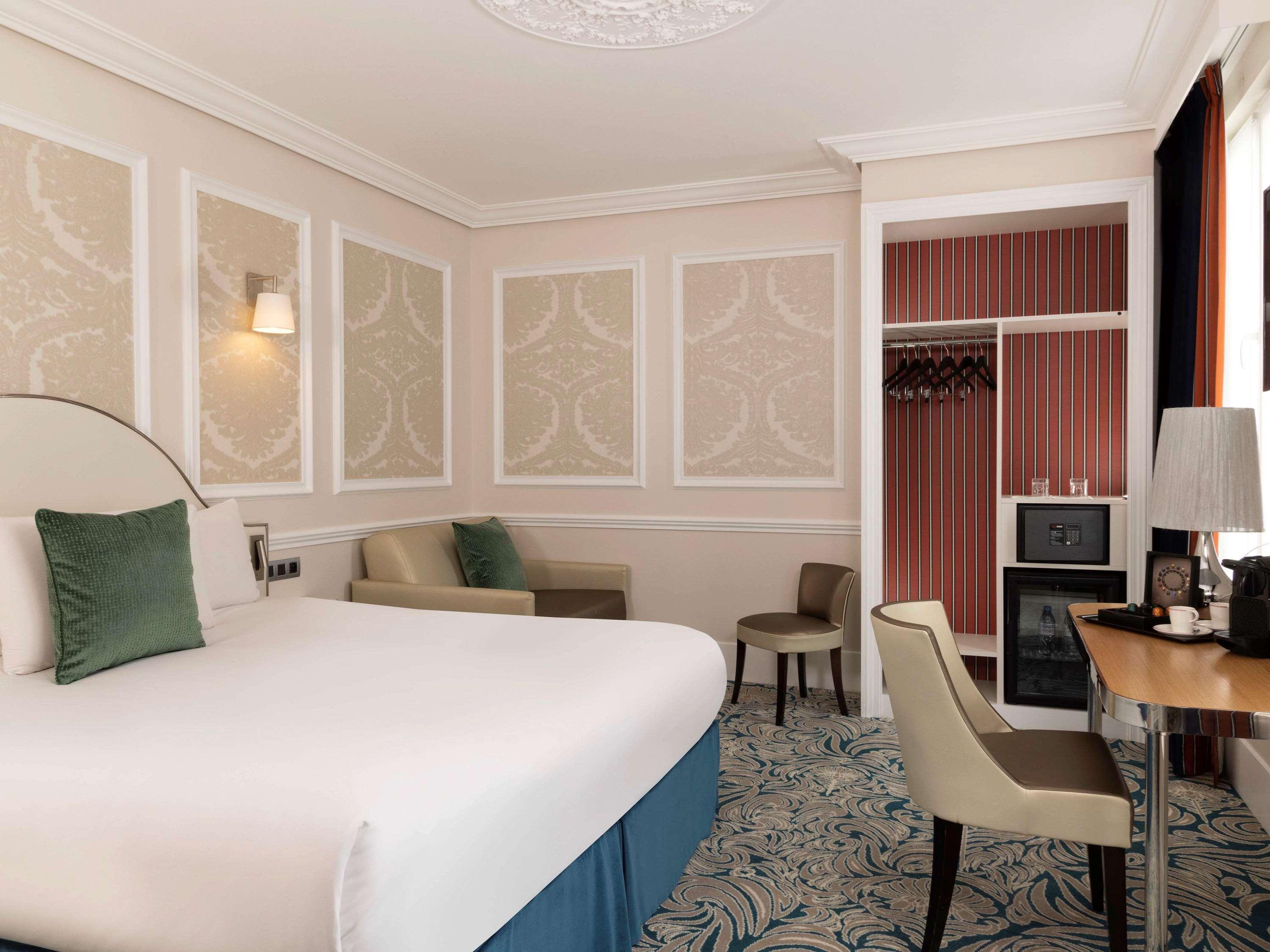 Hotel Mercure La Sorbonne Saint-Germain-Des-Pres Paris Bagian luar foto