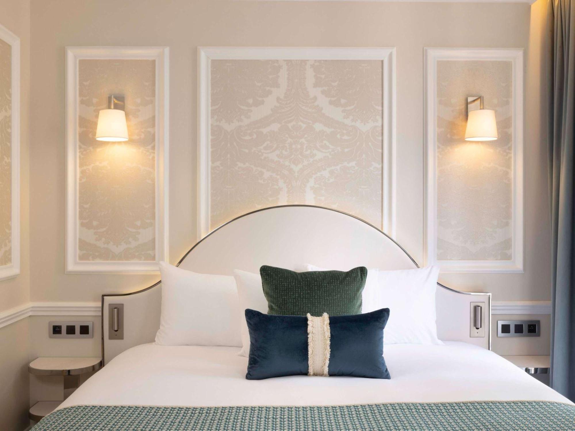 Hotel Mercure La Sorbonne Saint-Germain-Des-Pres Paris Bagian luar foto